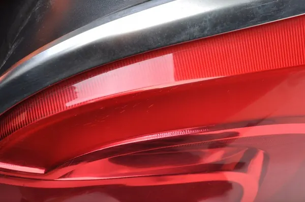 FIAT 500L Lámpara Trasera Derecha 51945058 image 7