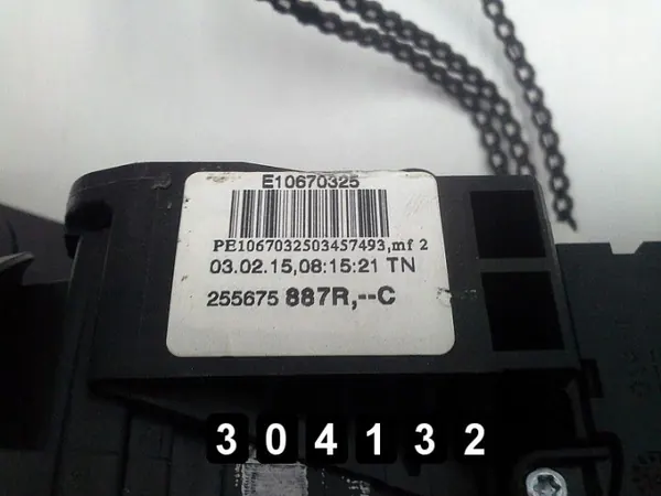Renault Captur Schalter OEM AM-304132 - Gebraucht image 3