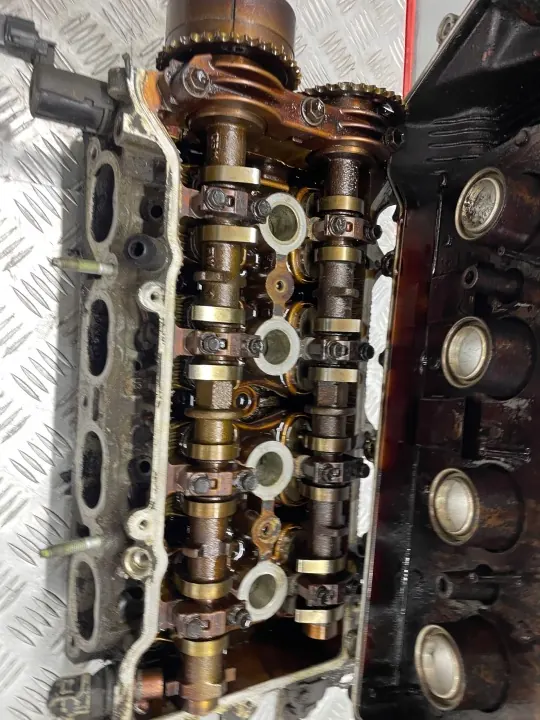 Culata completa OEM 65478541 Toyota Corolla image 4