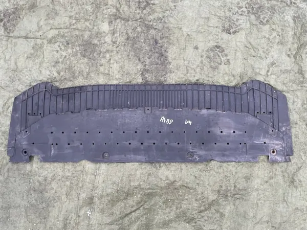 Audi A4 B8 Alapuskilpi OEM 8K0807233 image 2