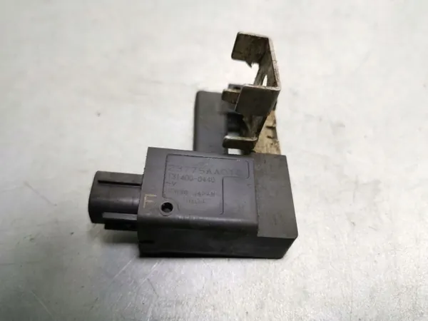 Subaru Legacy Pyrotechnik-Klemme OEM 23775AA010 image 3
