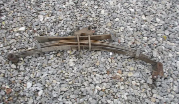 Hintere Blattfeder OEM RESOR TYŁ TYLNY LAGA PIÓRO image 2