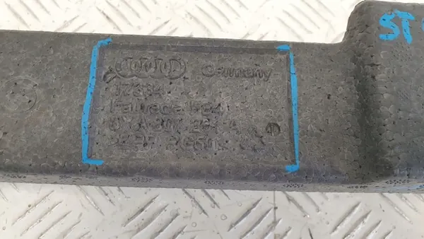 Audi A1 8X 8X0 LIFT Etuiskunvaimennin Vaahdotus 8xa807251a image 3