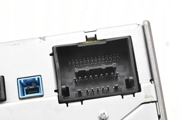 Panel de radio OEM 23422744 para Opel Zafira C image 8