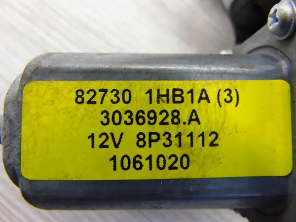 Lève-vitre avant droit Nissan Note II E12 image 2