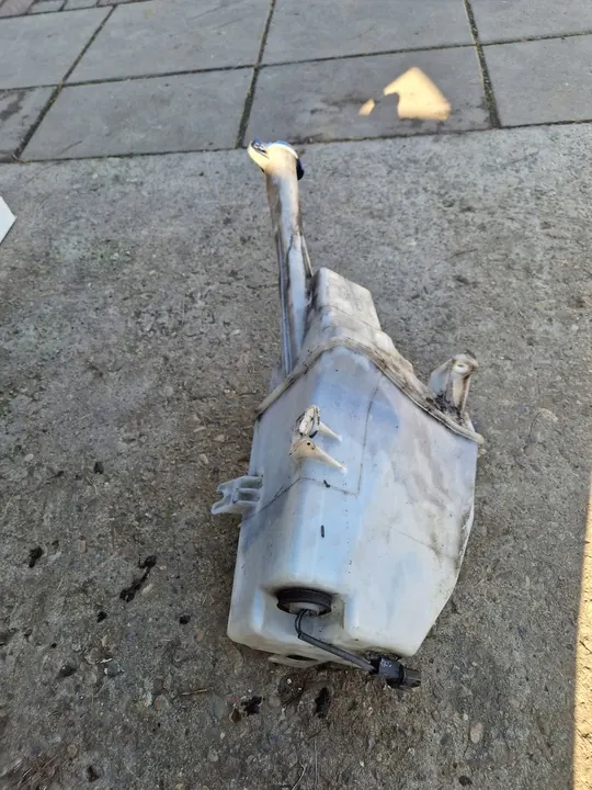 KIA SPORTAGE III Wasreservoir 98610-3W500 image 5