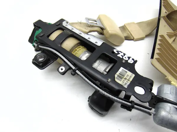 Front Left Seat Belt Tensioner Phaeton 3D1858665F image 3