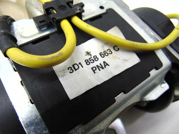 Front Left Seat Belt Tensioner Phaeton 3D1858665F image 5