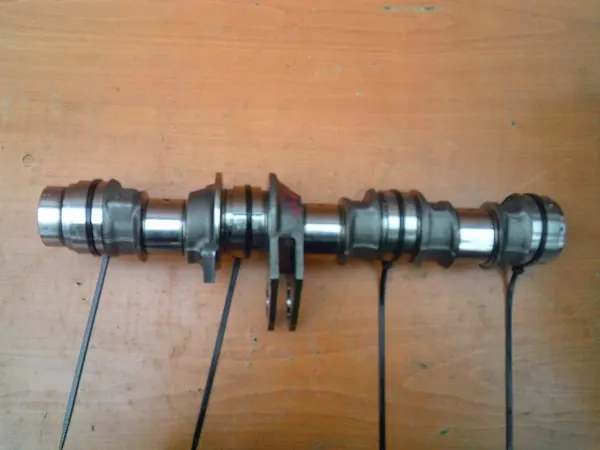 OEM 22680331 Árvore de cames secundária para Nissan image 9
