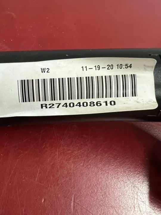 BMW X4 G02 Polttoainelukko OEM R2740408610 - Käytetty image 3