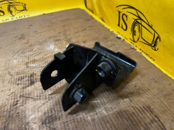 Ford Bronco 21- Etu-Differentiaalin Kiinnike OEM MB3W-5D080-AD image 2
