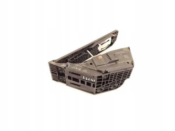 Mercedes-Benz Kaasupoljin OEM A2053000004 image 3