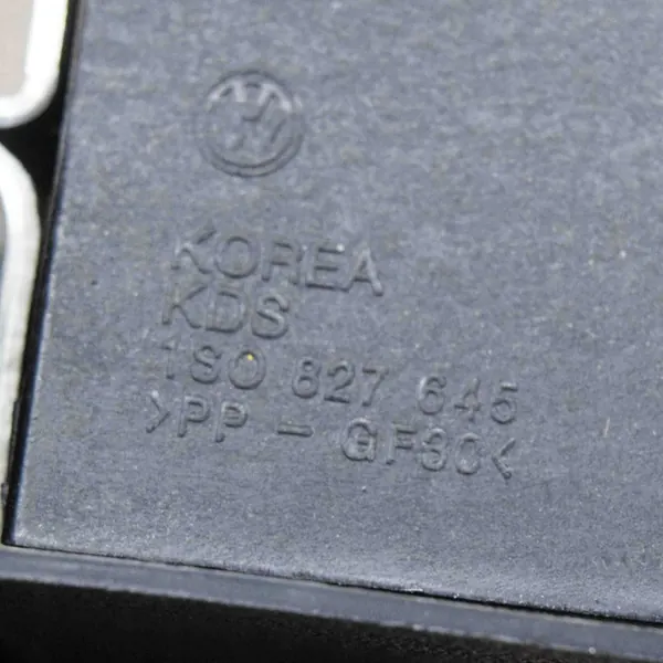 Bagageutsläpp VW UP (121, 122, BL1, BL2) 1S0827505E image 7