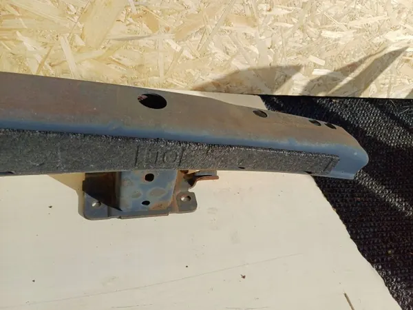 VW T5 Achterbalk met Demper OEM 7H0807252 image 3