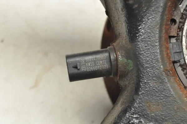 Fiat 600 linke Vorderachsschenkel OEM 9824439980 image 4