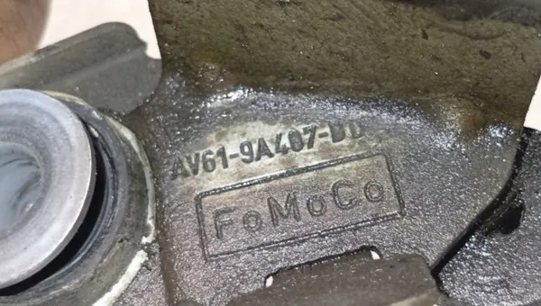 Ford Kuga II MK1 MK2 Webasto polttoainepumppu OEM AV619A407BD image 5