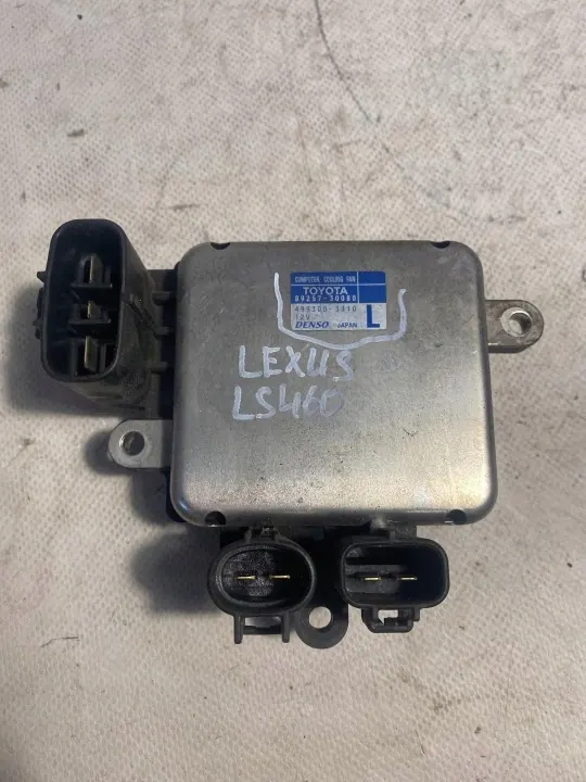 Radiatorventilator besturingsmodule Lexus LS OEM 89257-30080 image 2