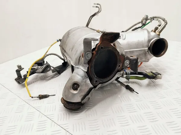 Catalytic Converter Renault Scenic IV - Grand Scenic IV 208A08677R image 2