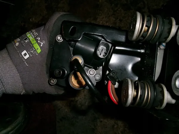 Compressor suspensão BMW F11 OEM 6789450 - Usado image 5