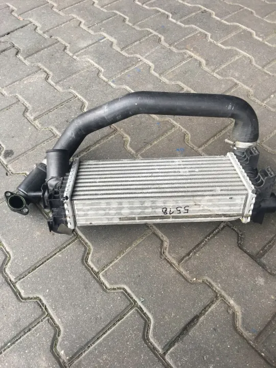 Intercooler Ford CV61-9L440-VD para Focus MK3/Kuga image 2