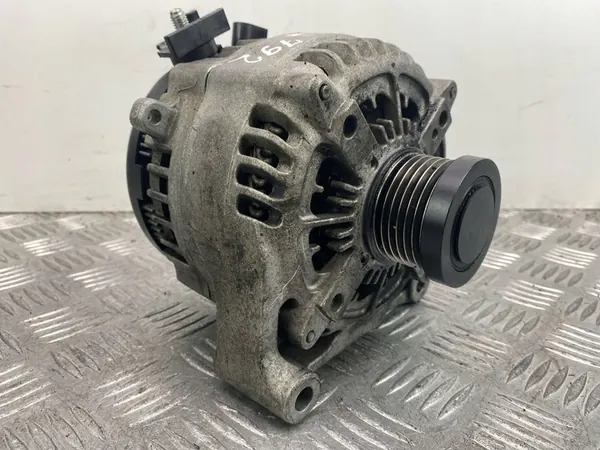 Vaihtovirtageneraattori BMW 5 F10 F11 OE 7605061 image 2