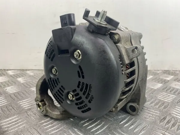 Vaihtovirtageneraattori BMW 5 F10 F11 OE 7605061 image 3