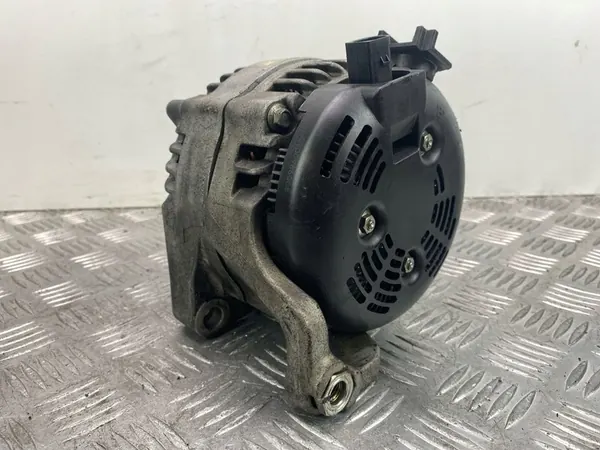 Vaihtovirtageneraattori BMW 5 F10 F11 OE 7605061 image 4