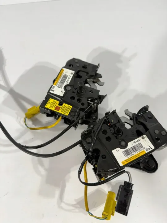 BMW OEM 7184441 Verrou Actif de Capot F10 F11 image 4