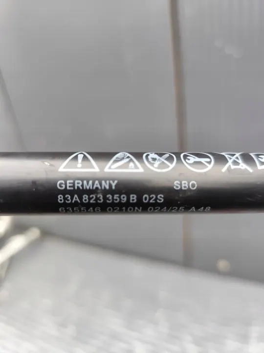 Amortisseur gaz OEM 83A823359B pour Audi Q3 capot image 3