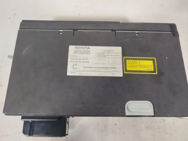 OEM 8627030150 Changer CD/DVD Lexus GS 2001 image 3