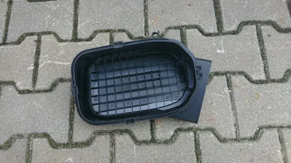 Couvercle Filtre à Air Maserati OEM 670001585 - Occasion image 5