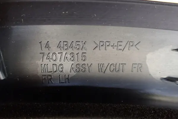 Mitsubishi Outlander III Etupuskuri vasen 7407A315 LH OE image 9