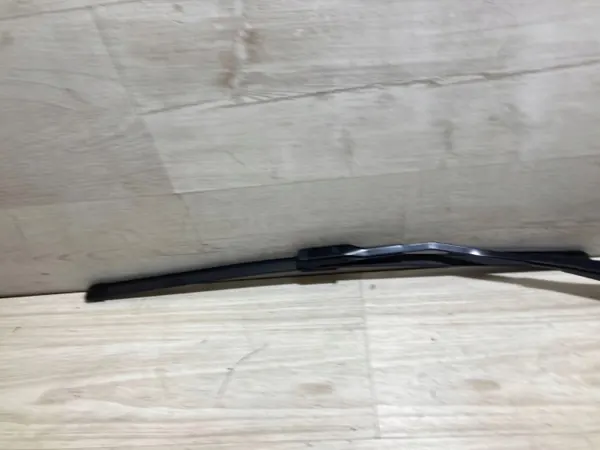 BMW 1 F70 2025 braço limpador esquerdo OEM 5A357C6 image 3