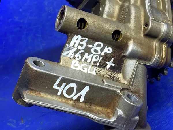 Pompe à huile OEM 06a115105B pour Audi A3 8P VW Golf V image 9