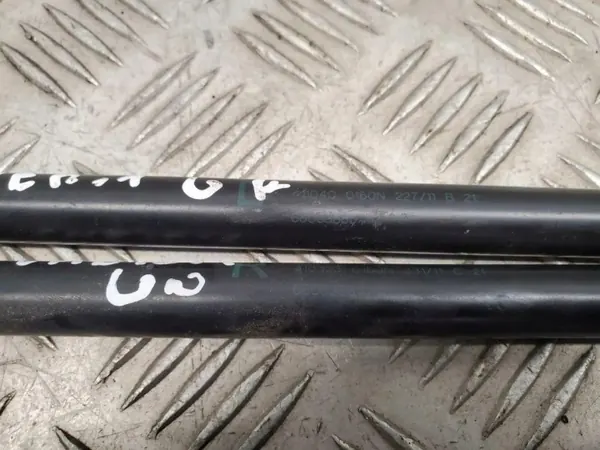 Höger bakluckstöd OEM 68083884AA för Jeep Grand Cherokee image 3