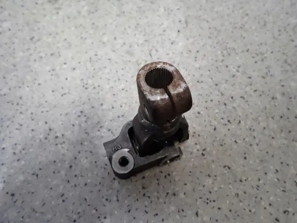 KIA RIO II 05-10 Joint de colonne de direction image 4