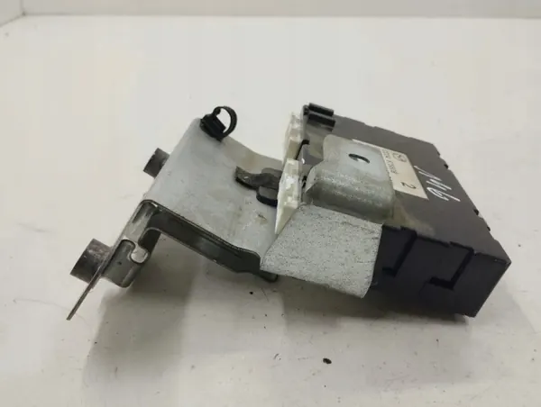 Module de Verrouillage Central Mazda 5 2008 OEM CD3467560B image 4