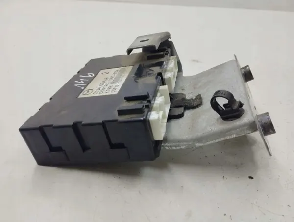 Module de Verrouillage Central Mazda 5 2008 OEM CD3467560B image 7