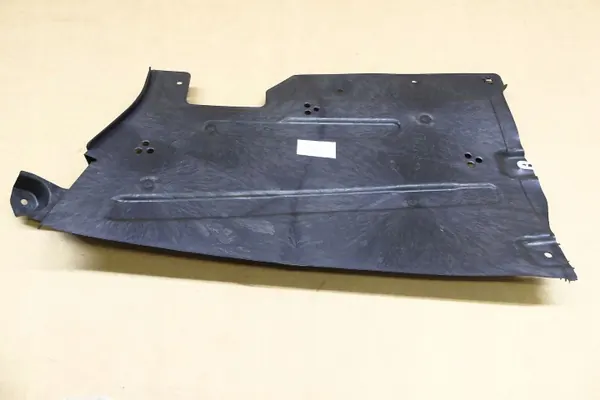 BMW 7435566 Protetor de Tanque para Série 4 G22 M-Package image 3