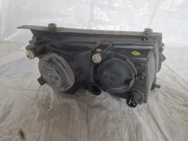 VW Passat B5 Vasemman Puolen Ajovalot 3B0941017R image 4