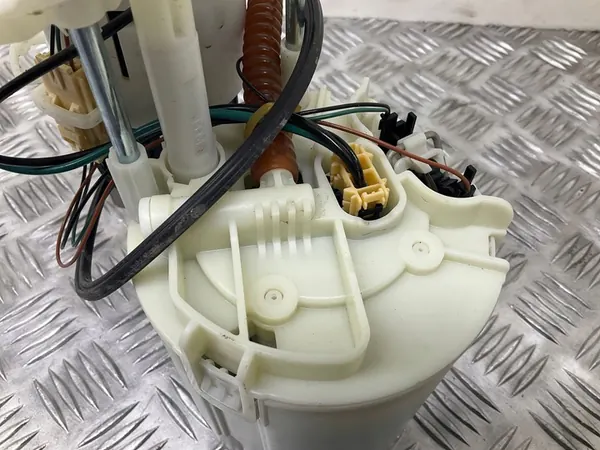 Brandstofpomp AUDI A4 (8K2, B8) 1.8L benzine 2008 image 4