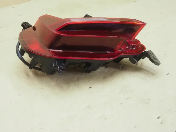 Bakstötrödljus höger OEM 92406-N7400 Hyundai Tucson image 6