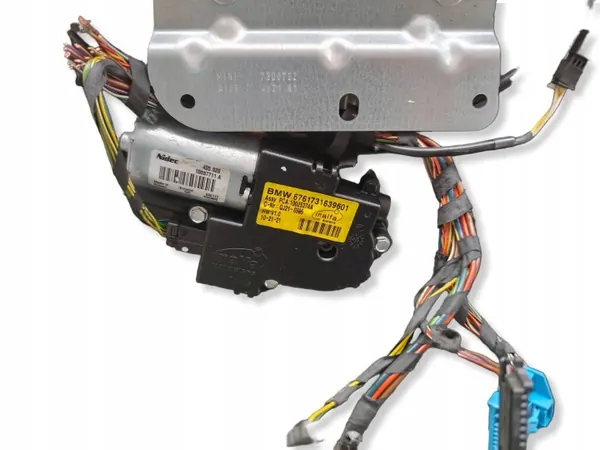 Mercedes X247 GLB Panoramadach Abdeckung OEM RCD26209 image 7