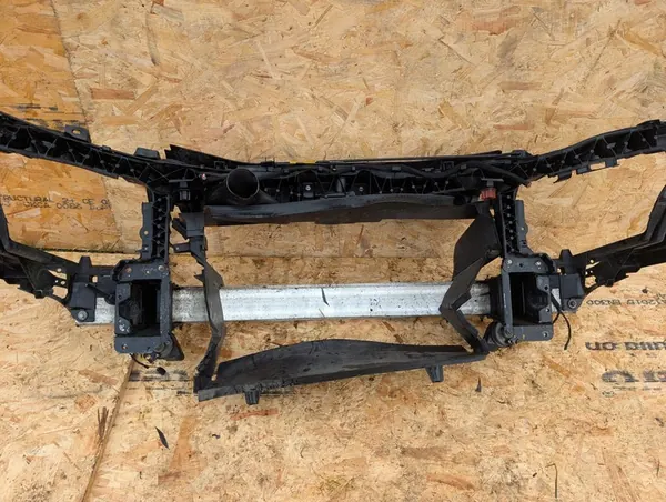 Trave di rinforzo anteriore Mercedes B W245 A1696201634 image 8