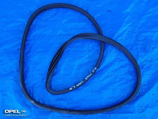 OEM 13200158 oven tiiviste Opel Astra H etu vasen/oikea image 2