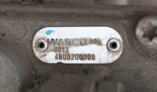 Válvula principal de travão OEM 3463464 Iveco Stralis image 4