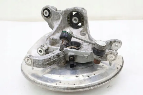 Volvo XC60 II höger bakknä OEM 32217287 image 9
