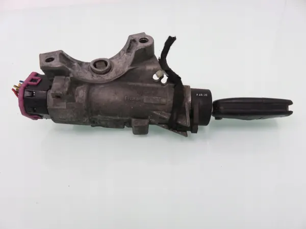 Audi A4 B5 1.8T ohjausyksikkö OEM 8D0907557T image 6