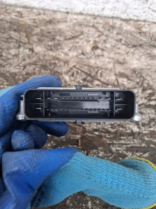 Contrôleur AdBlue OEM 4M0907355H pour Audi A4-A8 Q5 Q7 image 3