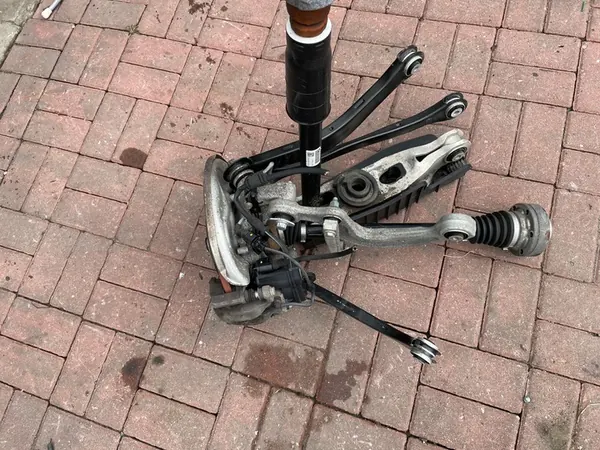 Snodo di sospensione posteriore destro Audi A4 A5 8W 8W0505432Q image 3